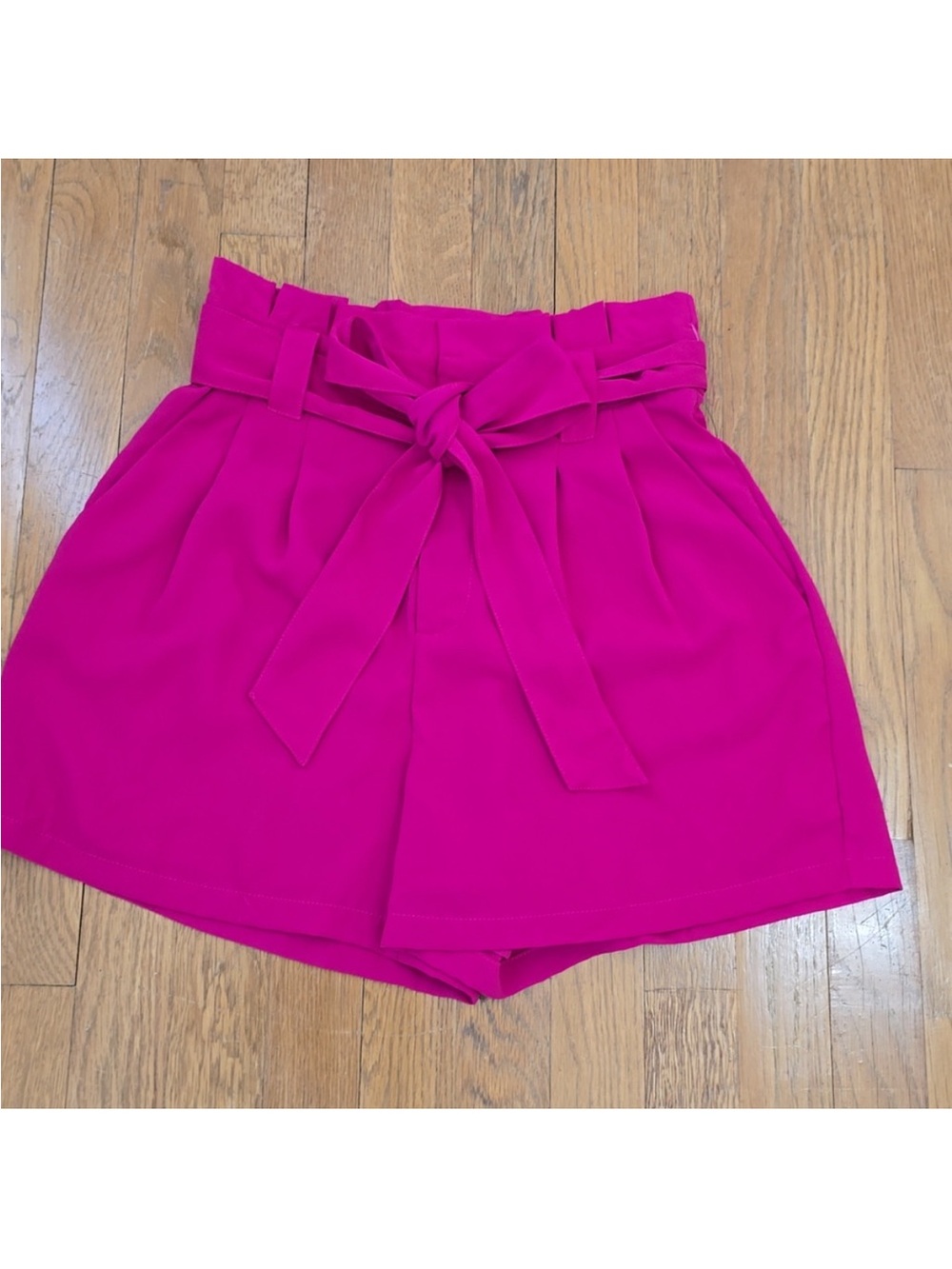 InTempo High-Waist Tie-Belt Women's Shorts in Fuchsia NWT